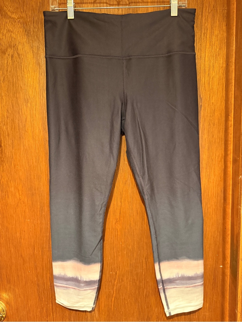 Black Ombre Leggings with Neutral Accent